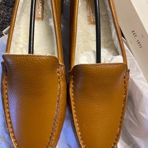 New -Women’s Rockport Bayview Tan Lined Soft Leather Slipper Loafers Shoe 8.5.